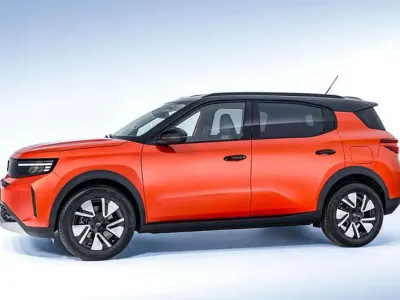 Usata Opel Frontera Edition 83 kW (114 CV) 2024 Argento SUV