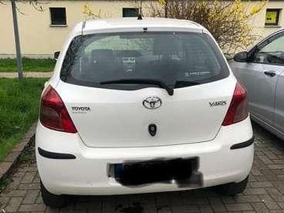 Usata Toyota Yaris Sol 68 CV (50 kW) 2005 Berlina