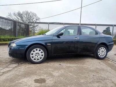 Usata Alfa Romeo 156 Distinctive 115 CV (84 kW) 2004 Blu Berlina