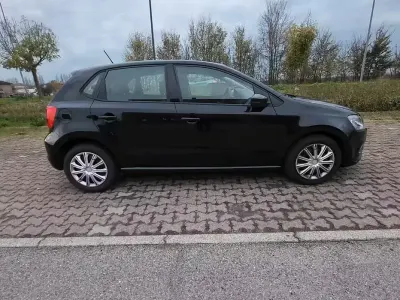 Usata VW Polo Comfortline 75 CV (55 kW) 2017 Nero Berlina