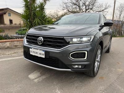Usata VW T-Roc Advance 115 CV (84 kW) 2019 Grigio SUV
