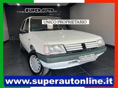 Usata Peugeot 205 54 CV (39 kW) 1991 Bianco(met.) Berlina