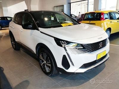 Occasion Peugeot 3008 Allure 131 ch (96 kW) 2023 Blanc SUV