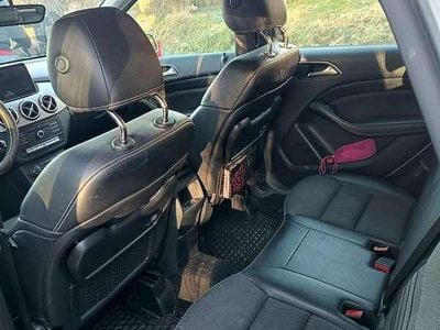 Usata Mercedes 180 109 CV (80 kW) 2016 Argento Berlina