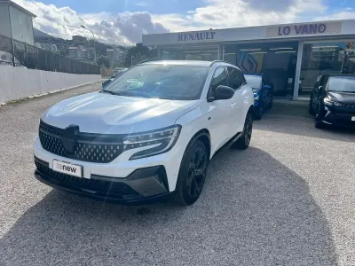 Usata Renault Austral Techno Esprit Alpine 130 CV (95 kW) 2023 Bianco SUV