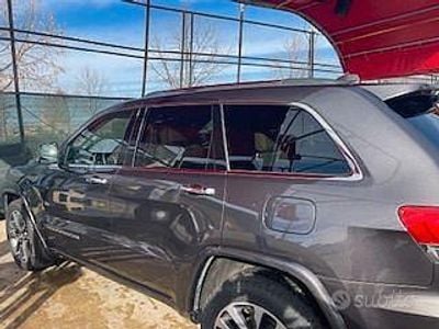 Usata Jeep Grand Cherokee 250 CV (183 kW) 2017 Grigio SUV