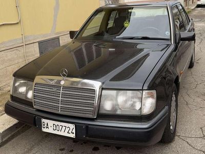 Usata Mercedes E200 105 CV (77 kW) 1991 Berlina