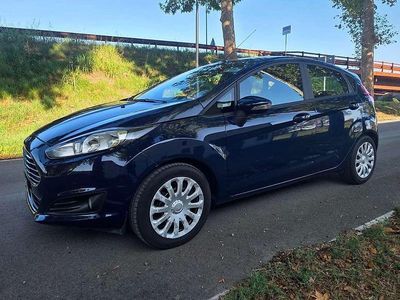Blu/azzurro Usata 2013 Ford Fiesta Business Edition Utilitaria | 5600 € (Buon prezzo)
