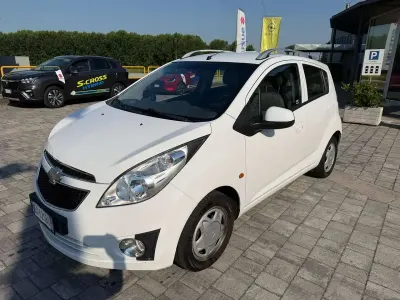 Usata Chevrolet Spark LS 68 CV (50 kW) 2010 Bianco Utilitaria