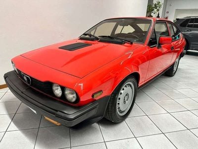 Usata Alfa Romeo GTV 158 CV (116 kW) 1985 Rosso Coupé