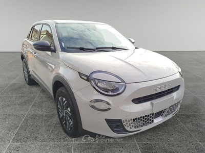 Nuova Fiat 600 Icon 110 CV (80 kW) 2025 Beige SUV
