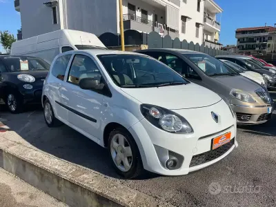 Usata Renault Twingo 75 CV (55 kW) 2010 Bianco Utilitaria