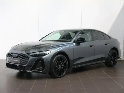 Gebraucht Audi A5 S-Line 204 PS (150 kW) 2025 Grau Limousine