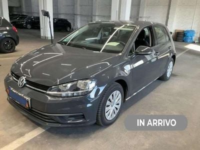 Usata VW Golf VII 86 CV (63 kW) 2017 Grigio urano Berlina