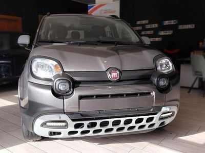 Usata Fiat Panda Garmin 70 CV (51 kW) 2023 Grigio SUV
