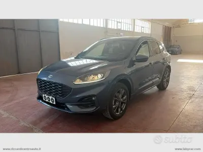 Usata Ford Kuga ST-Line 152 CV (111 kW) 2022 Blu/azzurro SUV