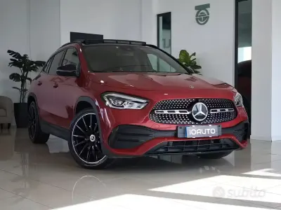 Usata Mercedes GLA200 Premium 150 CV (110 kW) 2023 Rosso SUV