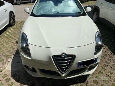 Usata Alfa Romeo Giulietta 120 CV (88 kW) 2014 Bianco Utilitaria