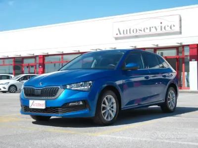 Usata Skoda Scala Ambition 116 CV (85 kW) 2020 Blu Utilitaria
