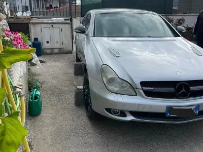 Usata Mercedes CLS350 272 CV (200 kW) 2006 Coupé