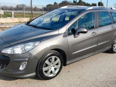 usata Peugeot 308 sw diesel 6 marce 7 posti