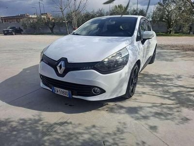 Usata Renault Clio IV 75 CV (55 kW) 2014 Berlina