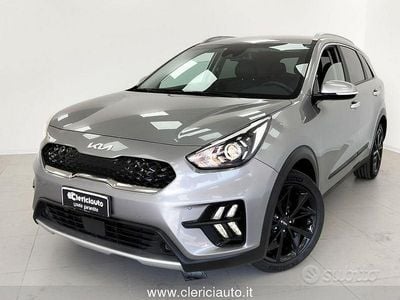 Usata Kia Niro Style 141 CV (103 kW) 2022 Grigio SUV