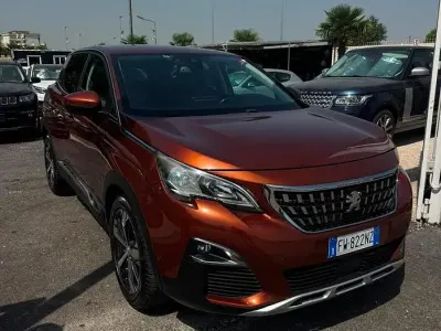 Usata Peugeot 3008 Allure 131 CV (96 kW) 2019 Marrone SUV