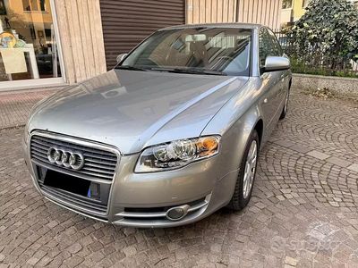 Usata Audi A4 143 CV (105 kW) 2006 Grigio Berlina