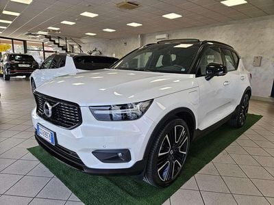 Usata Volvo XC40 R-Design 179 CV (131 kW) 2021 Bianco SUV