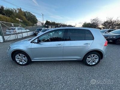 Usata VW Golf VII Comfortline 110 CV (80 kW) 2017 Grigio Berlina