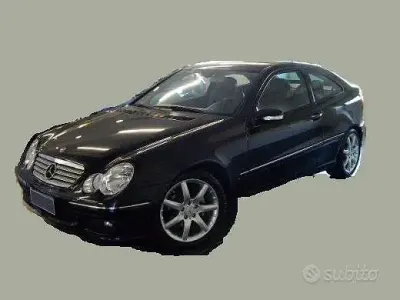 Usata Mercedes C180 143 CV (105 kW) 2006 Nero Coupé