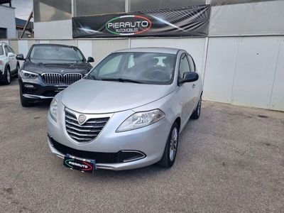 usata Lancia Ypsilon 1.2 69 CV 5 porte GPL Ecochic Gold usato