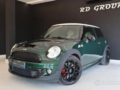 Usata Mini John Cooper Works Coupé 211 CV (155 kW) 2011 Verde Coupé