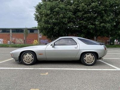 Usata Porsche 928 300 CV (220 kW) 1982 Argento Coupé