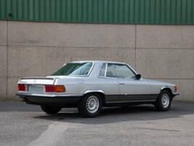Usata Mercedes 500 240 CV (176 kW) 1980 Argento Coupé
