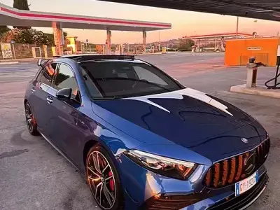 Usata Mercedes A35 AMG AMG 306 CV (225 kW) 2025 Blu Berlina