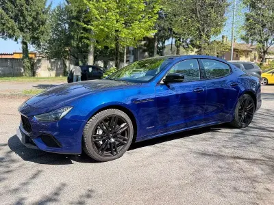 Usata Maserati Ghibli 250 CV (183 kW) 2020 Blu Berlina