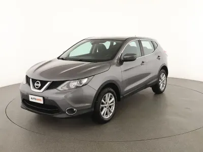 Usata Nissan Qashqai Acenta 110 CV (80 kW) 2016 Grigio SUV