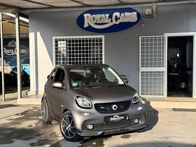 Usata Smart ForTwo Cabrio Brabus 109 CV (80 kW) 2017 Grigio Cabrio