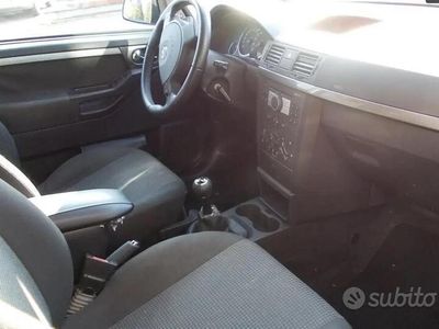 Nero Usata 2009 Opel Meriva Monovolume | 2000 € (Buon prezzo)