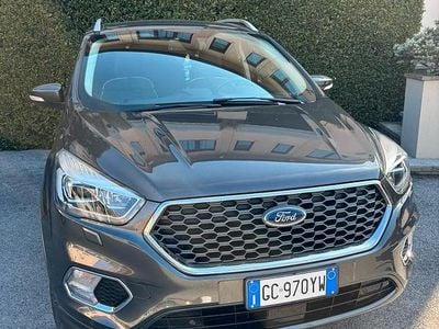 Usata Ford Kuga Vignale 150 CV (110 kW) 2018 Grigio SUV