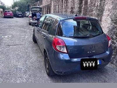 Usata Renault Clio II 2009 Blu Berlina