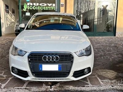 Usata Audi A1 Attraction 90 CV (66 kW) 2014 Bianco Utilitaria