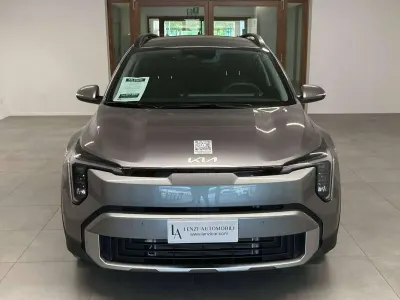 Gebraucht Kia Stonic Launch Edition 116 PS (85 kW) 2025 Grau SUV