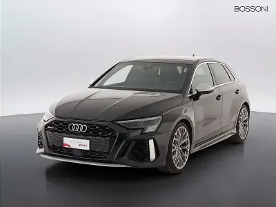 Usata Audi RS3 Ambiente 400 CV (294 kW) 2023 Nero Berlina