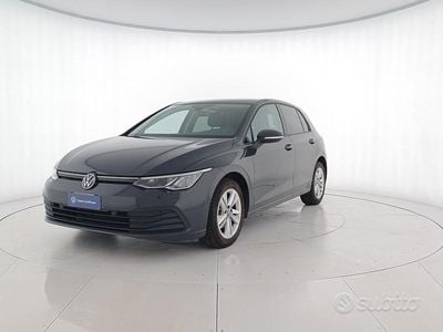 Urano grey Usata 2023 VW Golf VIII Life Berlina | 23.500 € (Buon prezzo)