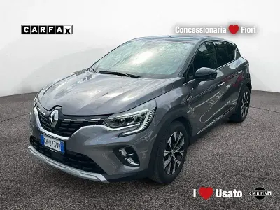 Usata Renault Captur Techno 143 CV (105 kW) 2023 Milano SUV