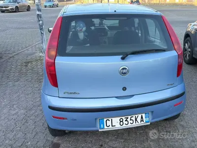 Usata Fiat Punto 69 CV (50 kW) 2003 Utilitaria