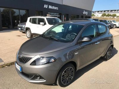 usata Lancia Ypsilon 1.0 FireFly 5 porte S&S Hybrid GOLD 70cv - ANNO 03/2022